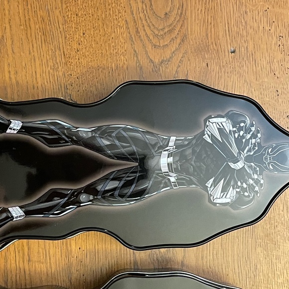 Four Black Panther Tins - Picture 4 of 13